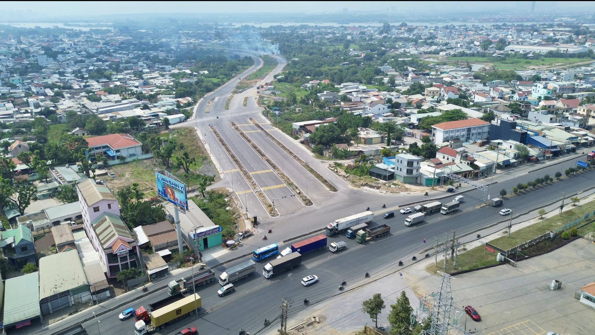 Đoạn đường Hương Lộ 2 nối QL51 chuẩn bị thông xe, Đường rộng - Lề Thoáng, Đường về nhà nhanh hơn /-heart /-…